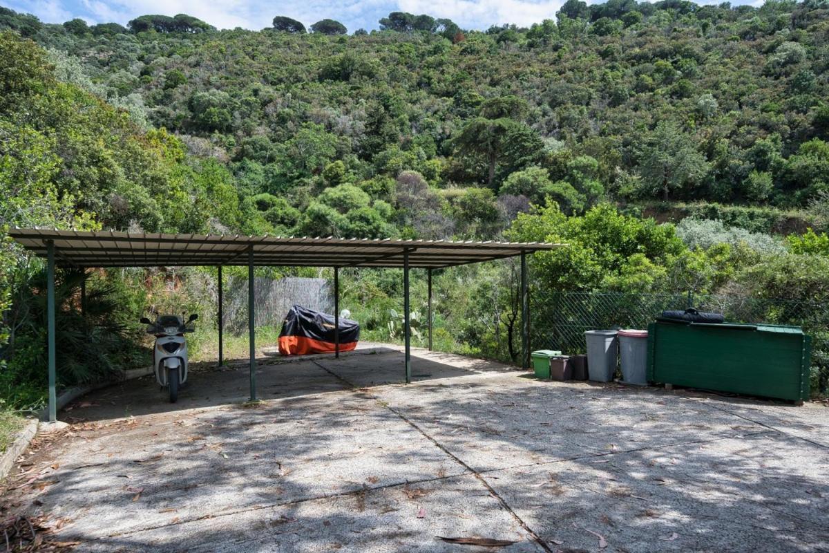 Alloggi Del Mirto A Morcone - Goelba Capoliveri  Εξωτερικό φωτογραφία